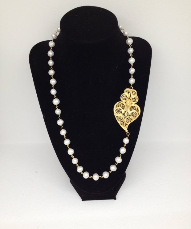 Colar perolas 5
