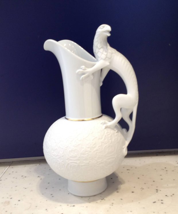 21132822 jarro gryphus