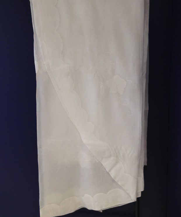 Toalha 72x144 oval 50000 bco/bco