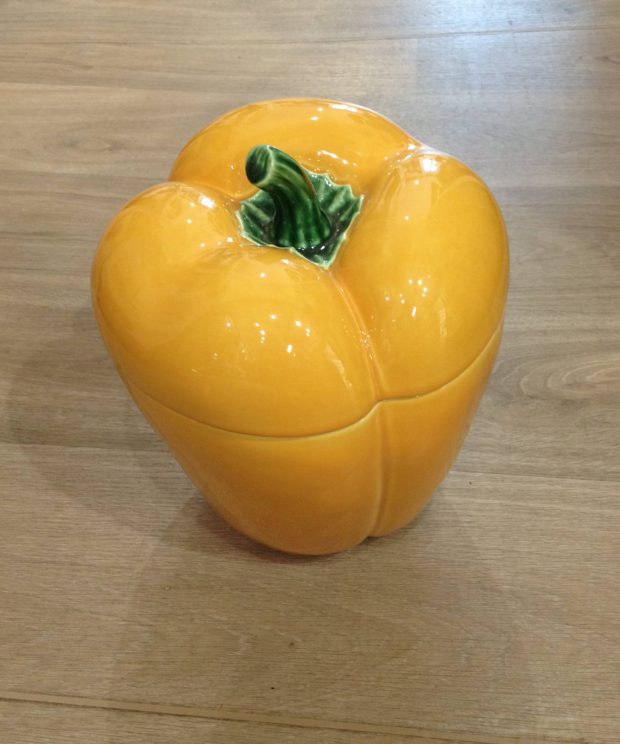 65018693 caixa 28 pimento amarelo (fim coleção)